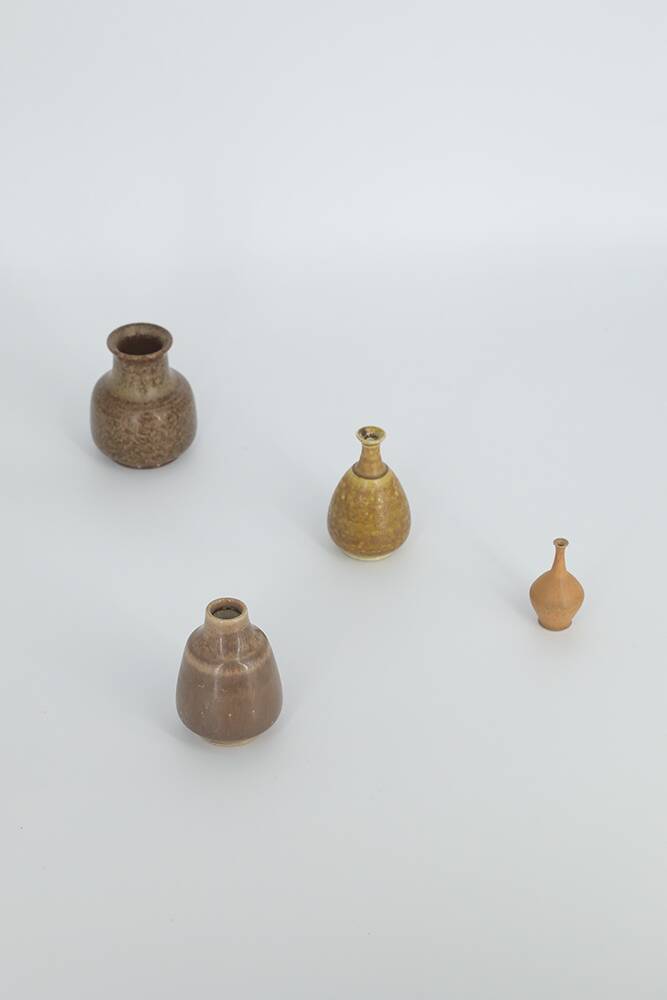 Small Mid-Century Scandinavian Modern Collectible Brown Stoneware Vase by Gunnar Borg, Set of 4