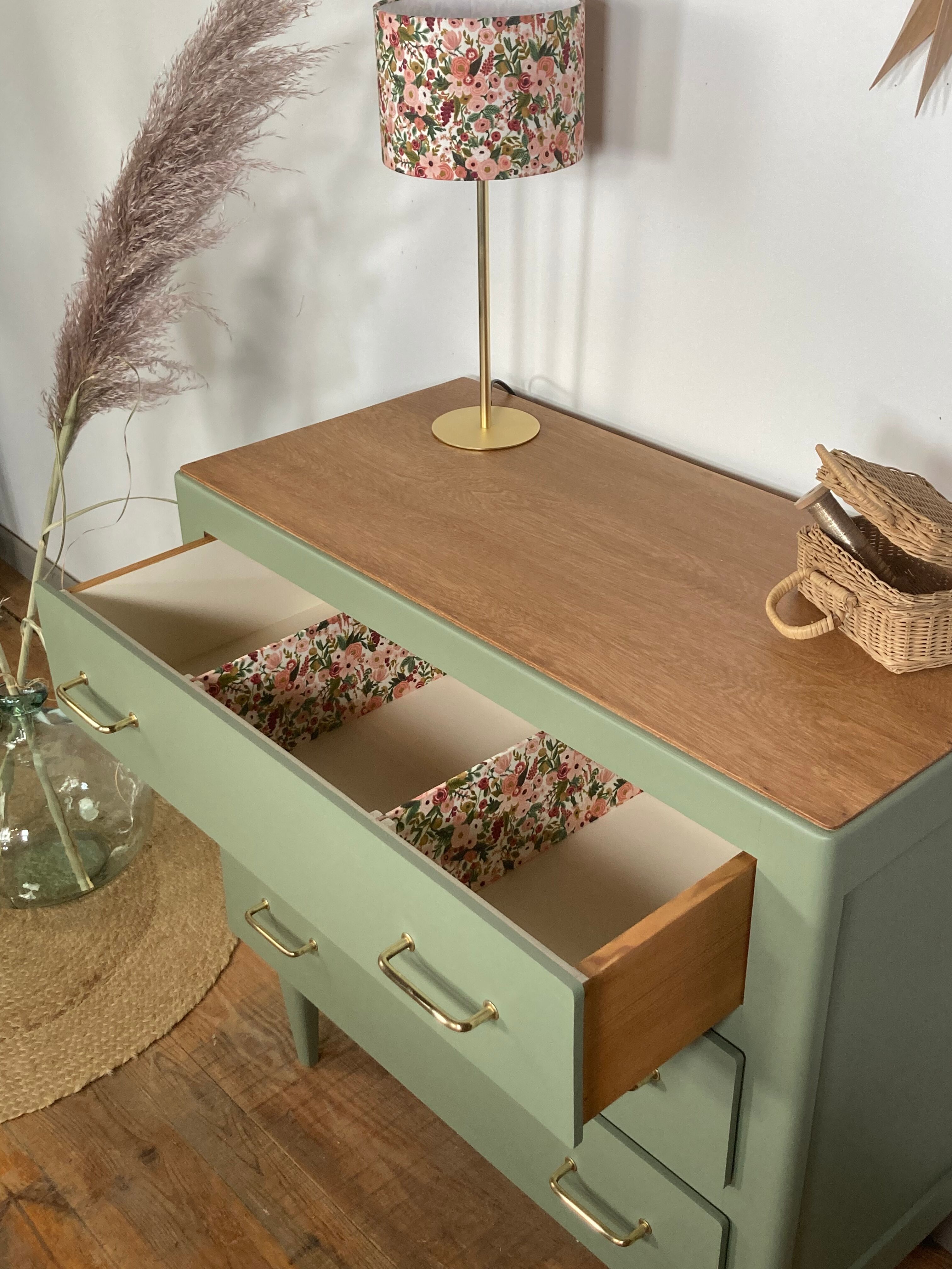 Commode vintage rénovée