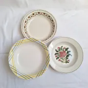 Shallow dish Gien orange and black model 456, Moulin des Loups yellow and grey.