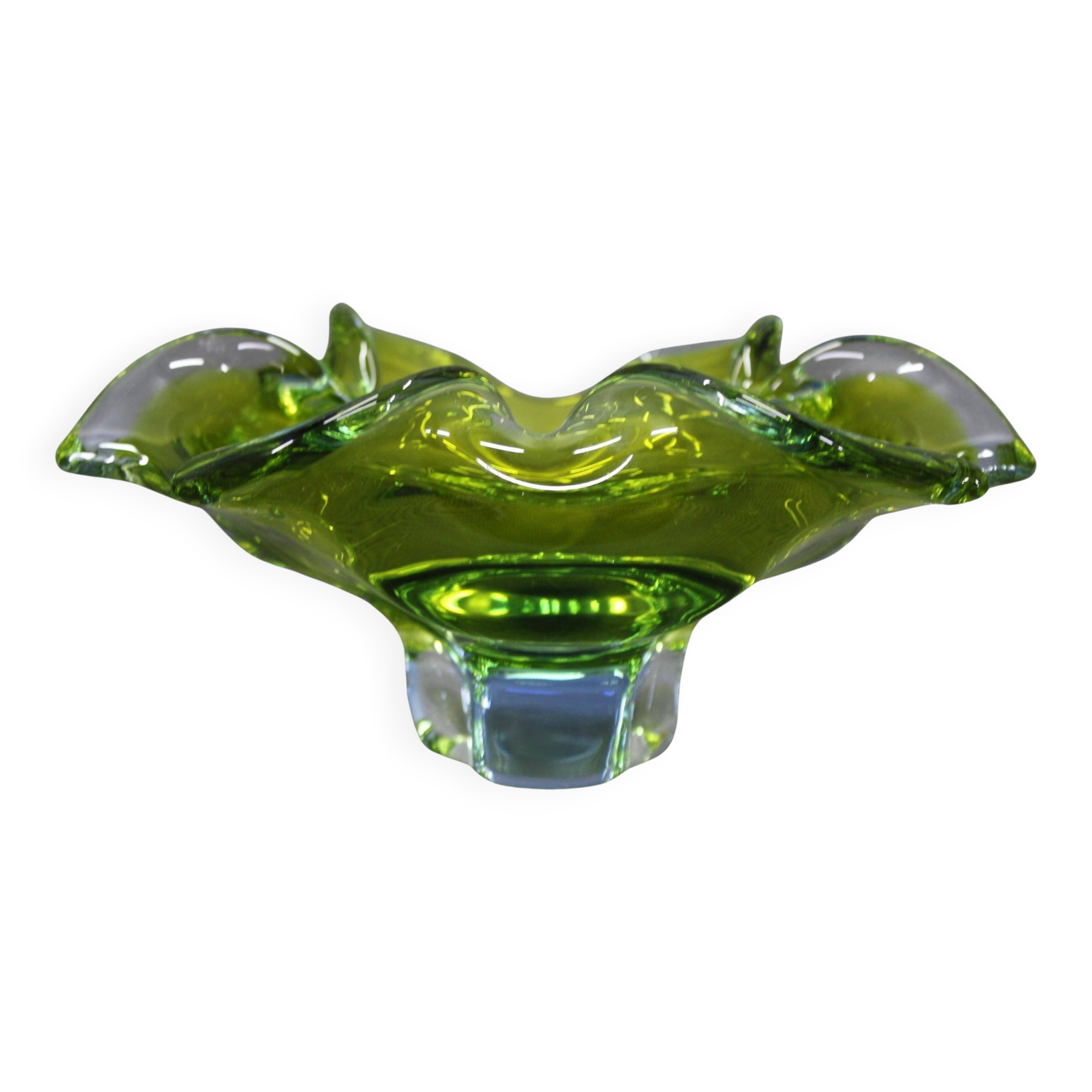 Bol en verre vert du milieu du siècle par Josef Michal Hospodka, années 1970.