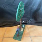 Old apple tree game year 1920
