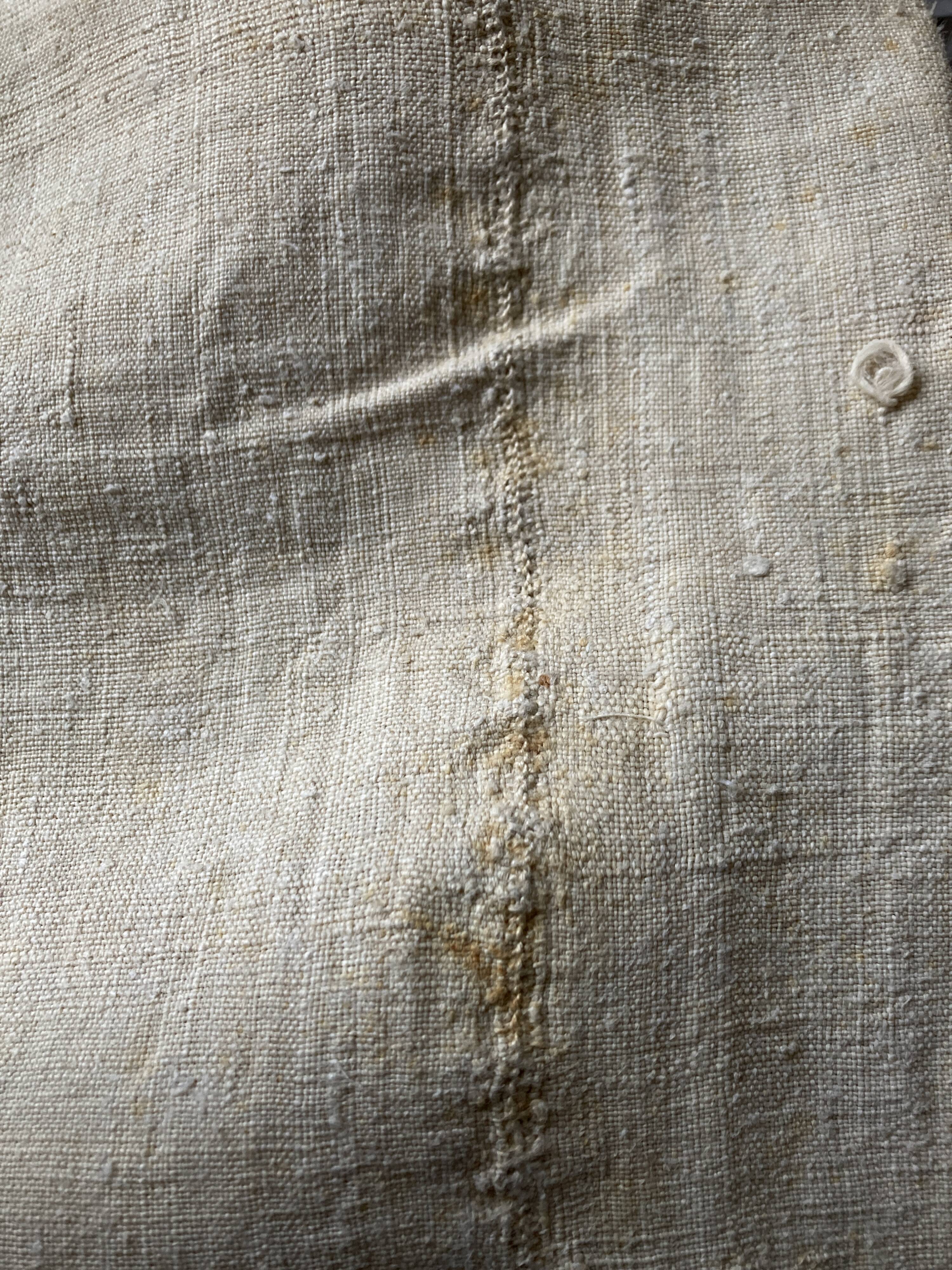 Nappe en toile de chanvre brut 19e brodée XXL