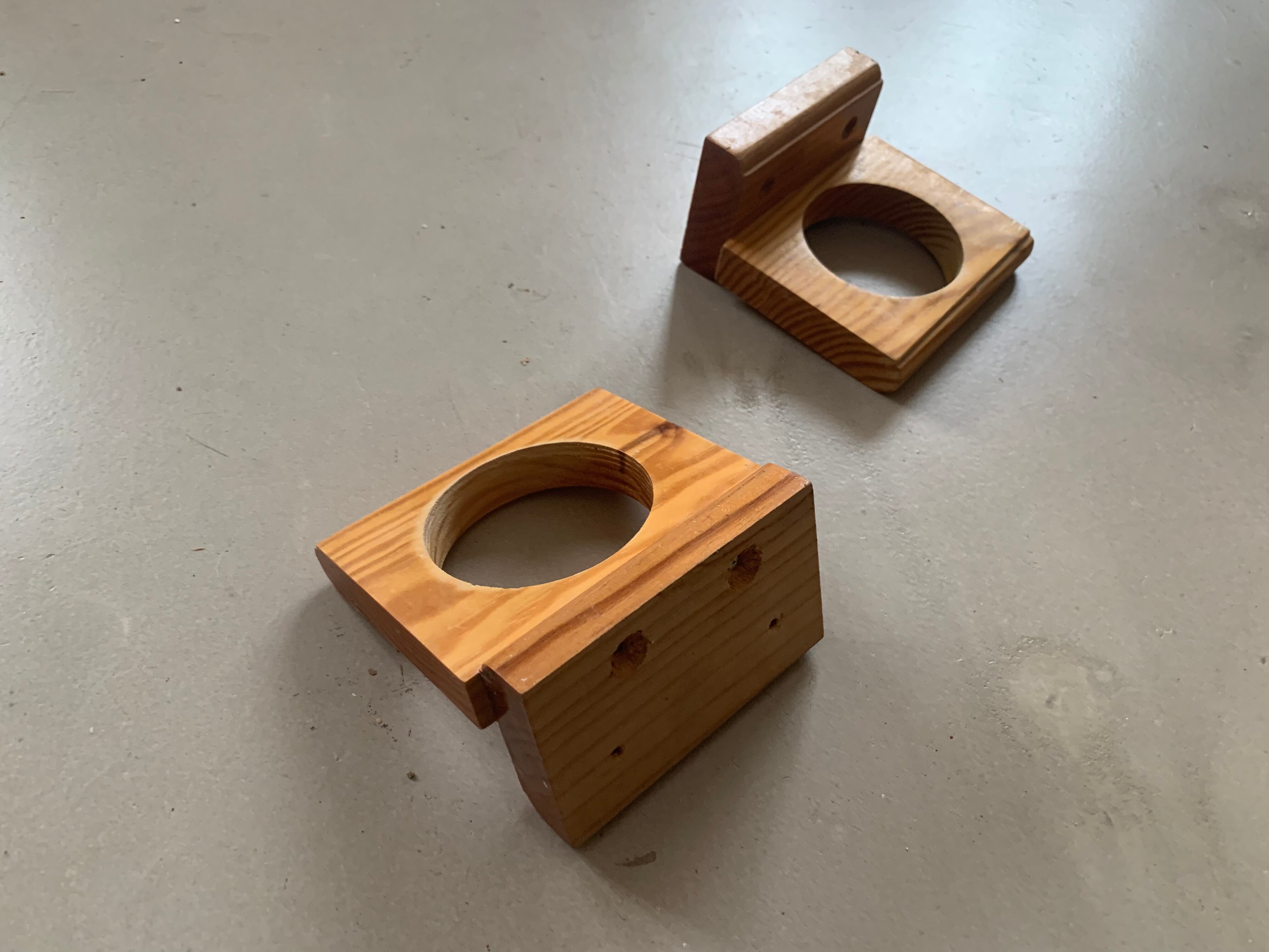 Pine bathroom accessories