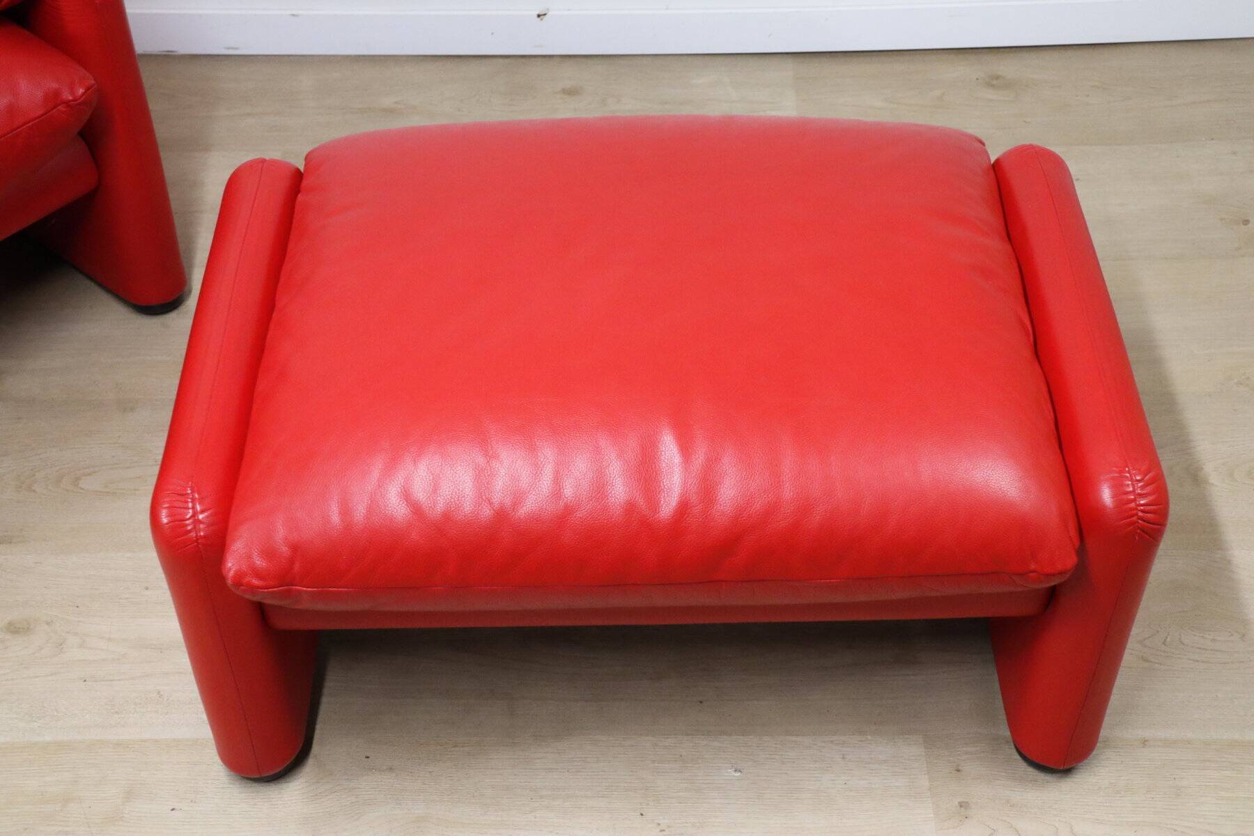 Maralunga armchair and ottoman by Vico Magistretti for Cassina