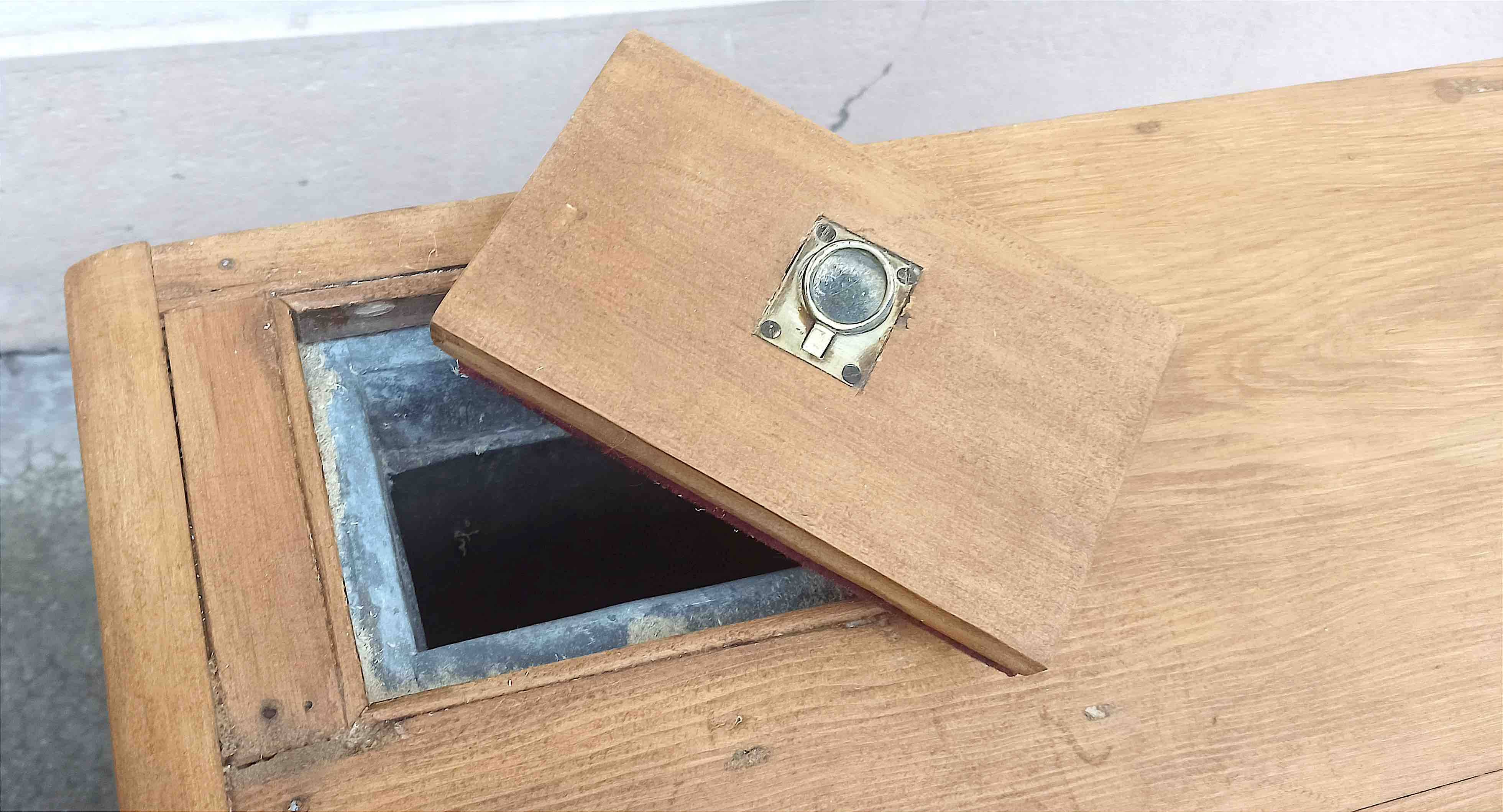 Wine cellar icebox, late 19th, early 20th century