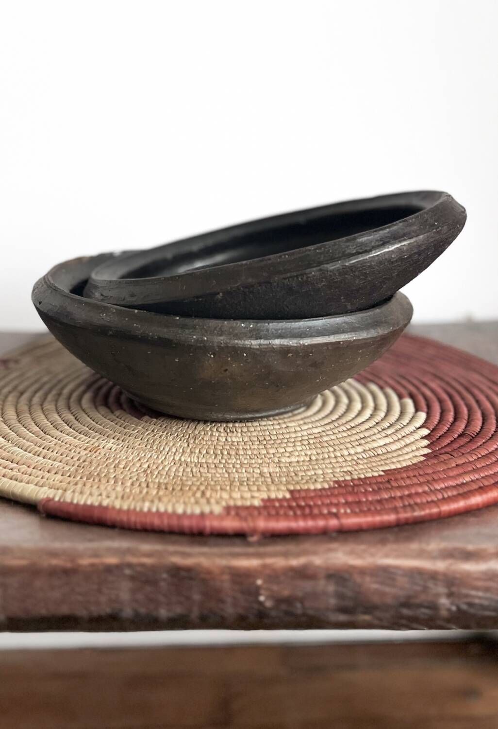 Plat-Bol Abron M noir en terre cuite Bol brut  Bol africain - Côte d’Ivoire