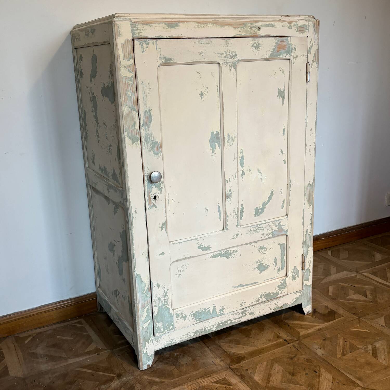 Patinated 50s bonnetière