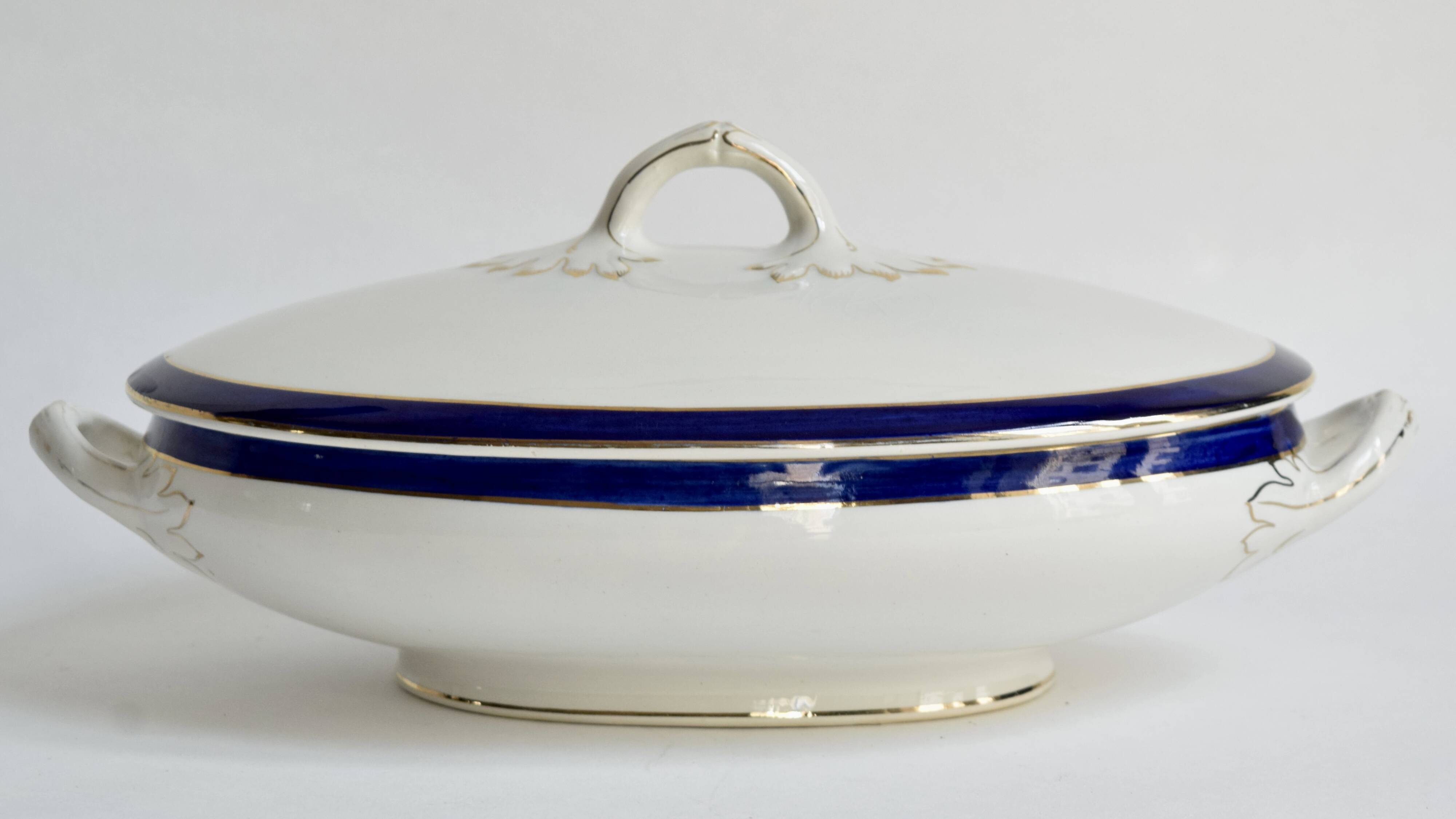 Sarreguemines earthenware - Former vegetable bowl