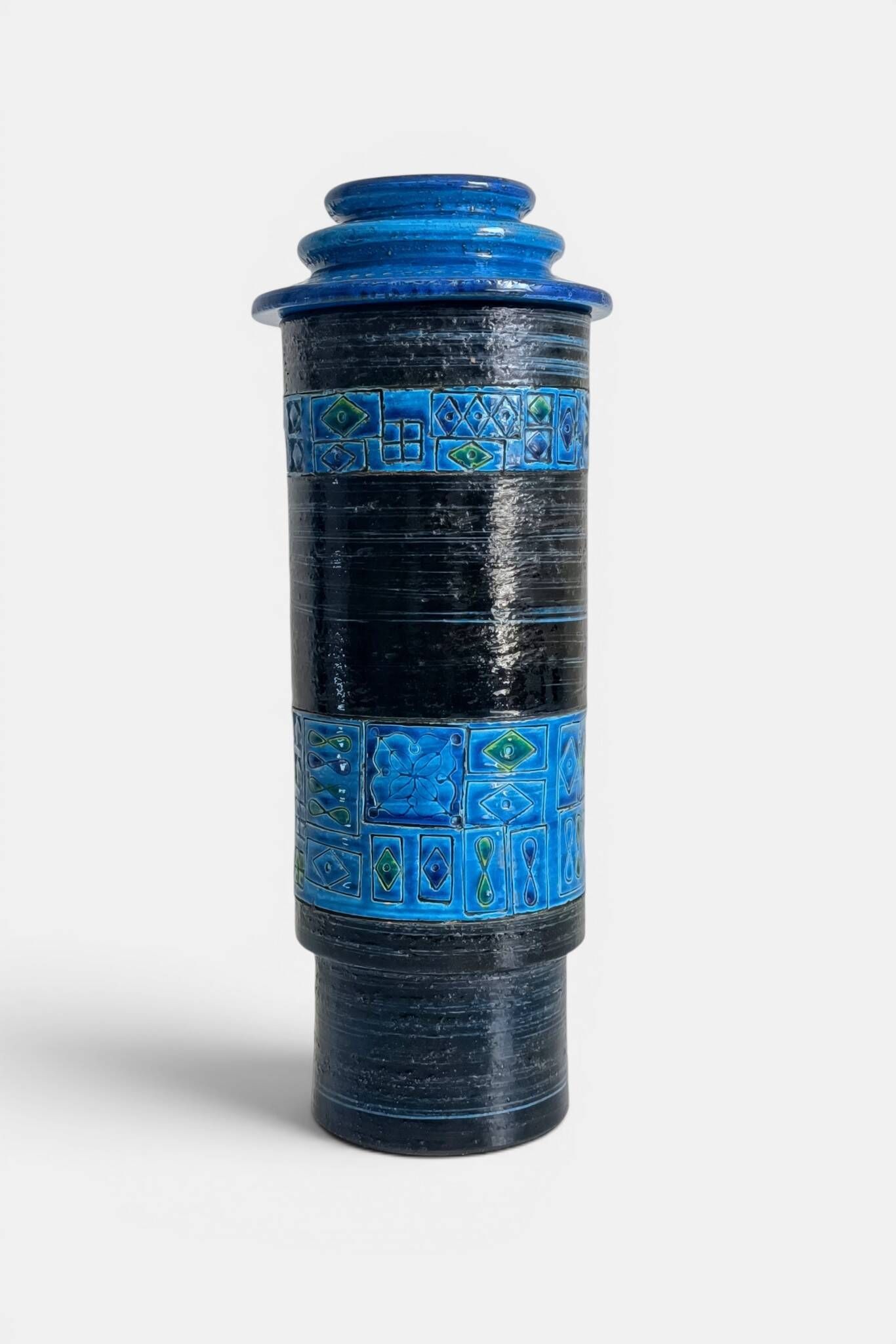 Bitossi by Aldo Londi Lidded XL Chamotte Vase, Handcrafted in Italy, C. 19