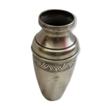 Golden vase