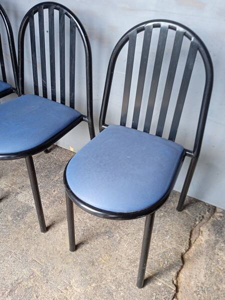Lot de 4 chaises Malle Stevens metal epoque 1980