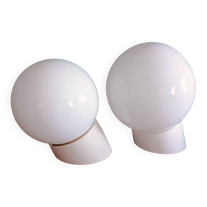 Paire d'appliques boules - opalin
