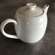 Théière en porcelaine émaillée blanche de Pillivyut  11,5 cm