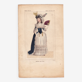 Gravure Couleur XIXe 1840 Mode Femme de 1790 Fascion Eventail Robe Règne de Louis XVI