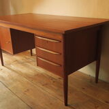 Danish spacious teak desk by Gunnar Nielsen Tibergaard 1960s