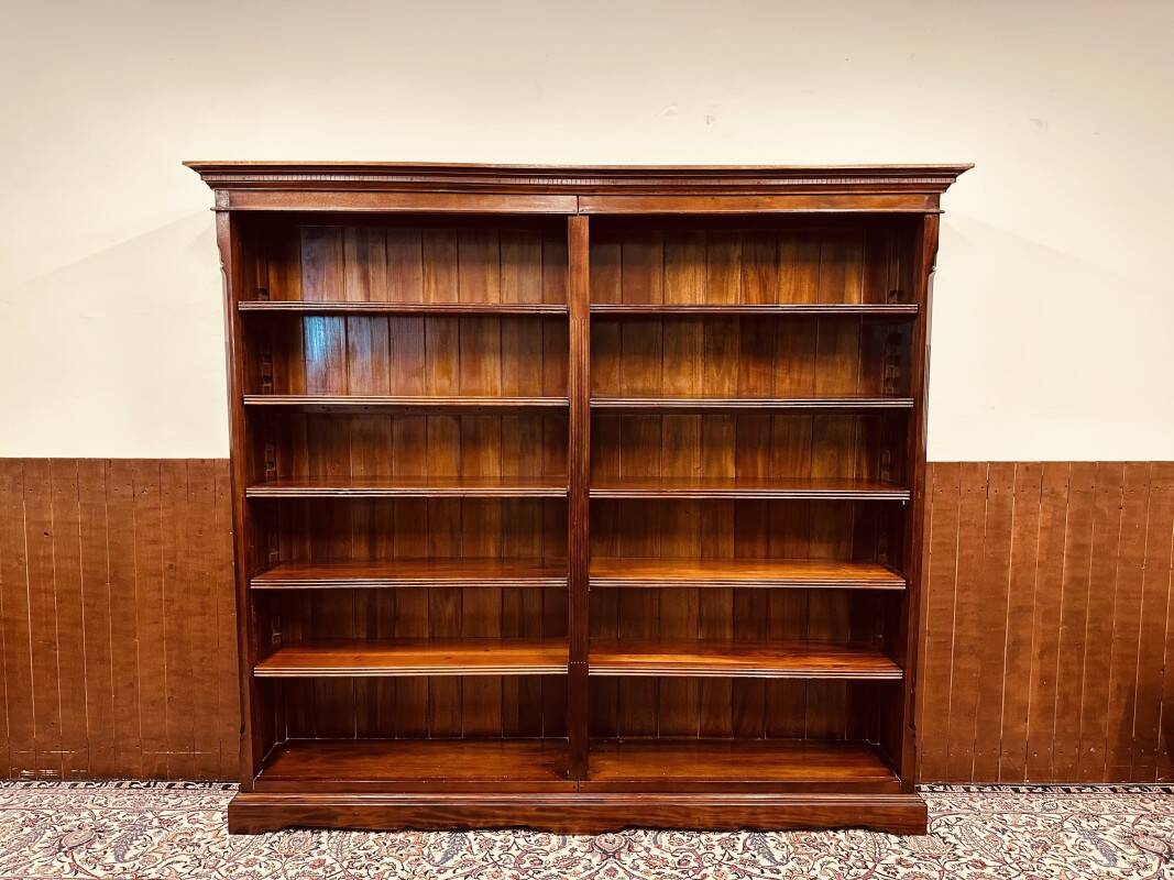 Bibliothèque classique en acajou anglais