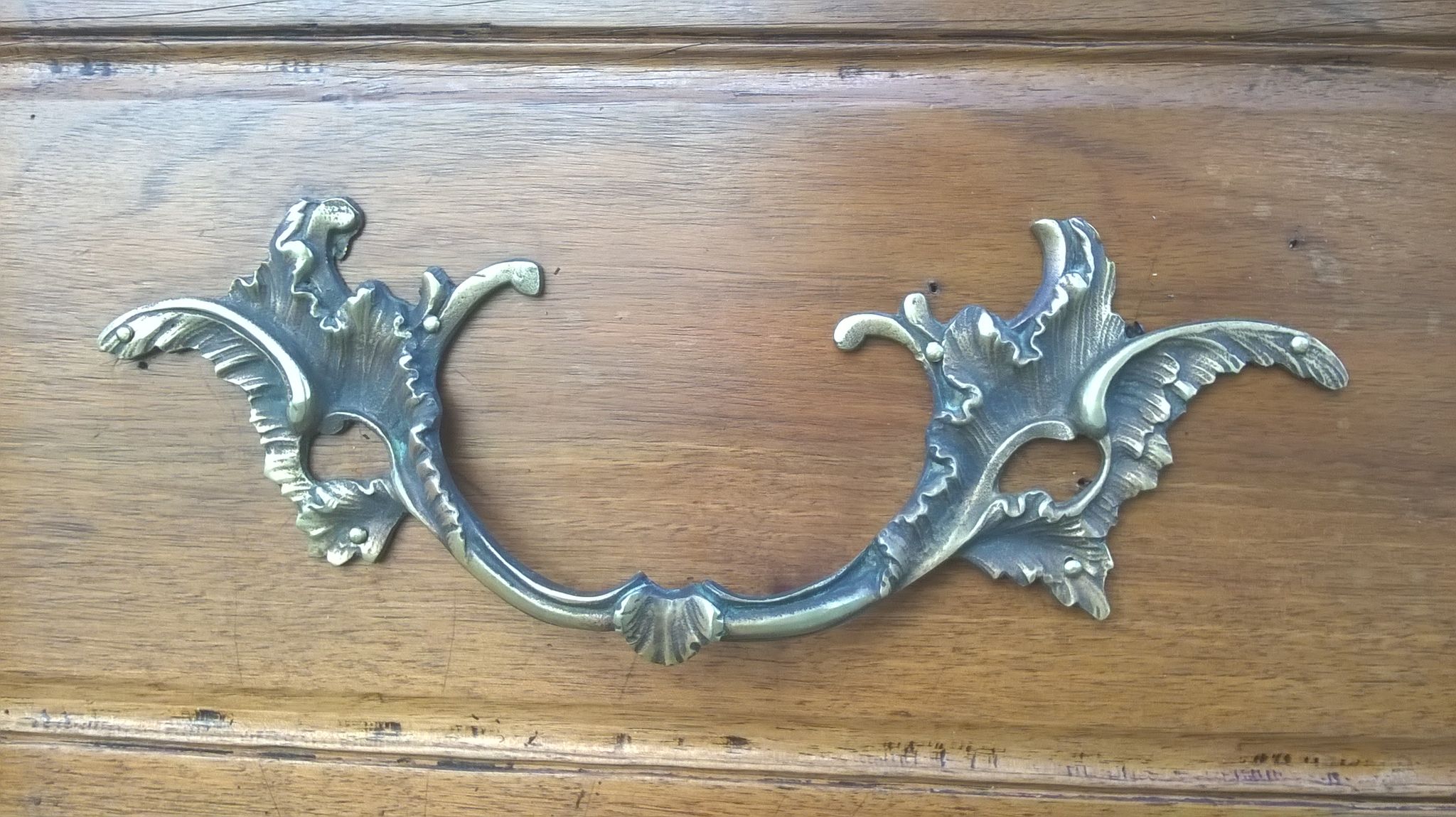Louis XV dresser