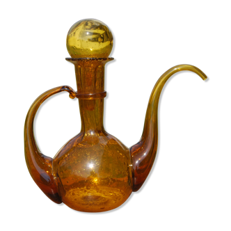 Pourer, Biot amber bubbled glass carafe.