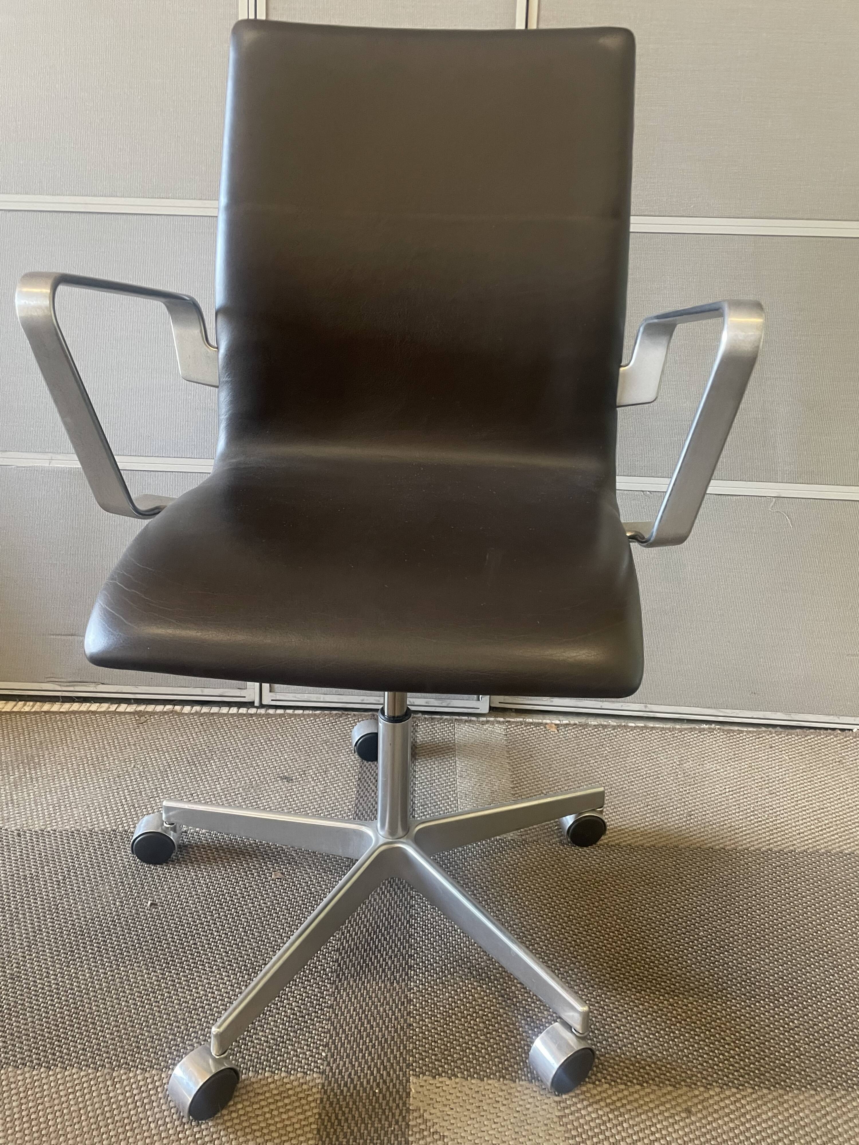 OXFORD OFFICE CHAIR FRITZ HANSEN