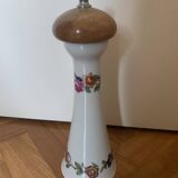 Poivrière en porcelaine de Paris
