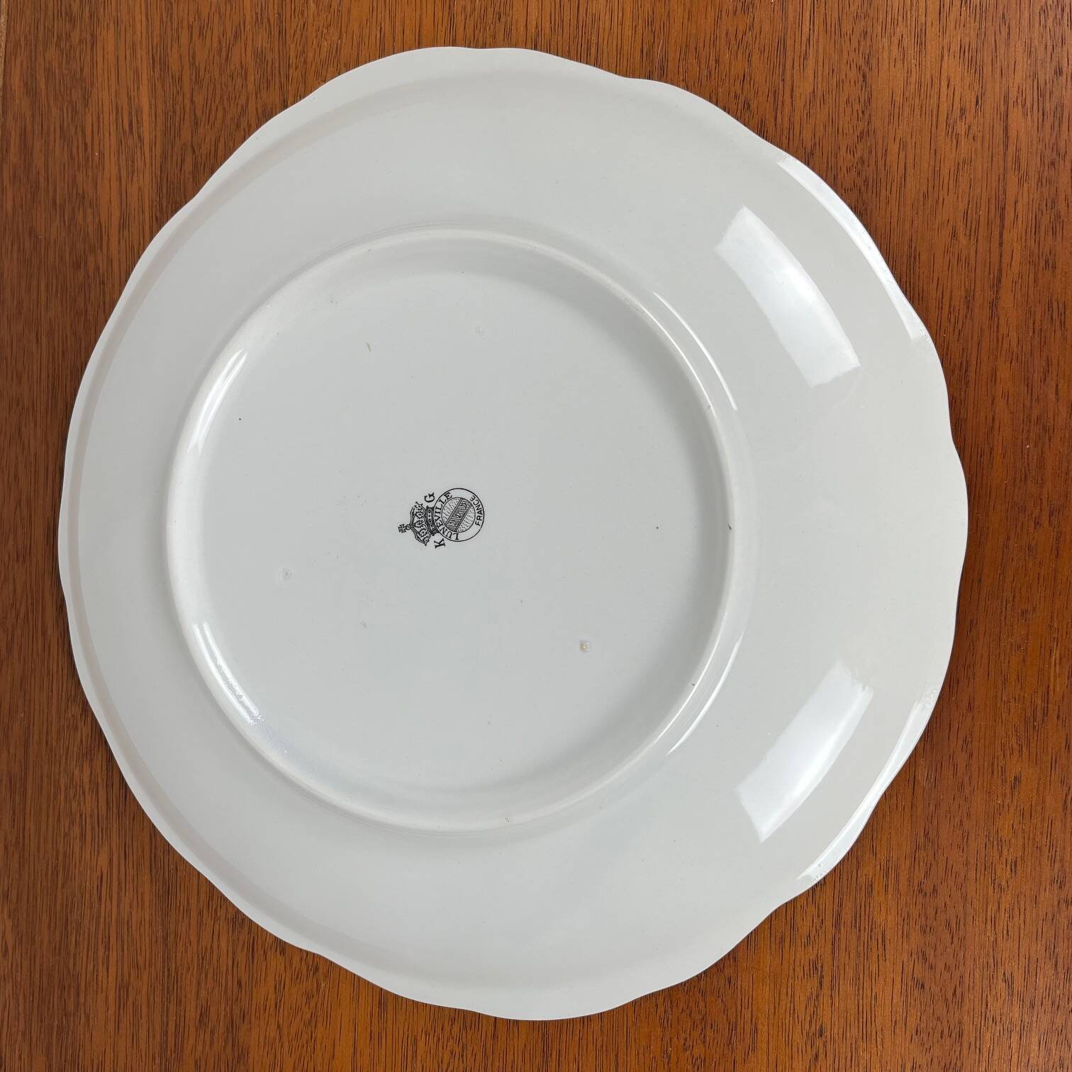 Dish with small handles KG Luneville – Réverbère model