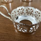 6 tea cups with silver metal support
