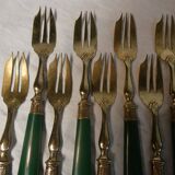 12 Dessert forks in their original box