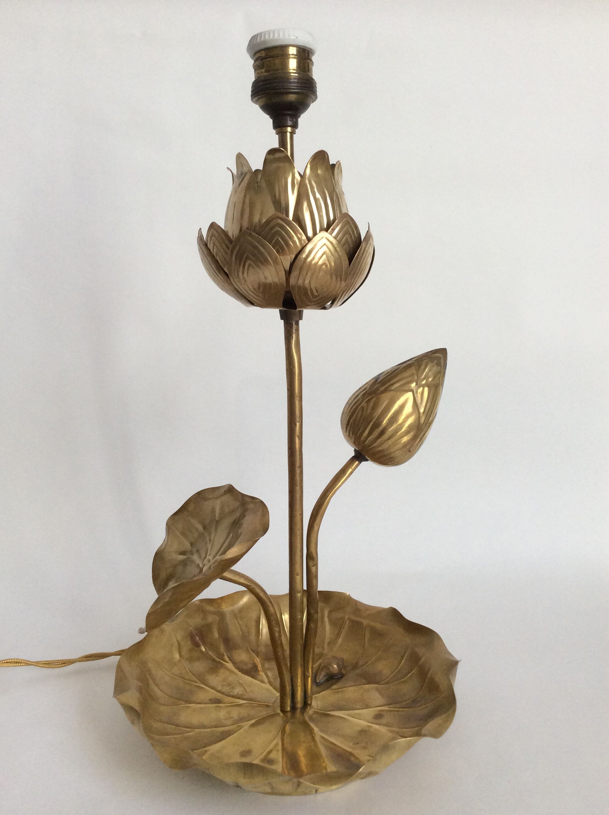 Table lamp "lotus flower" style hollywood regency