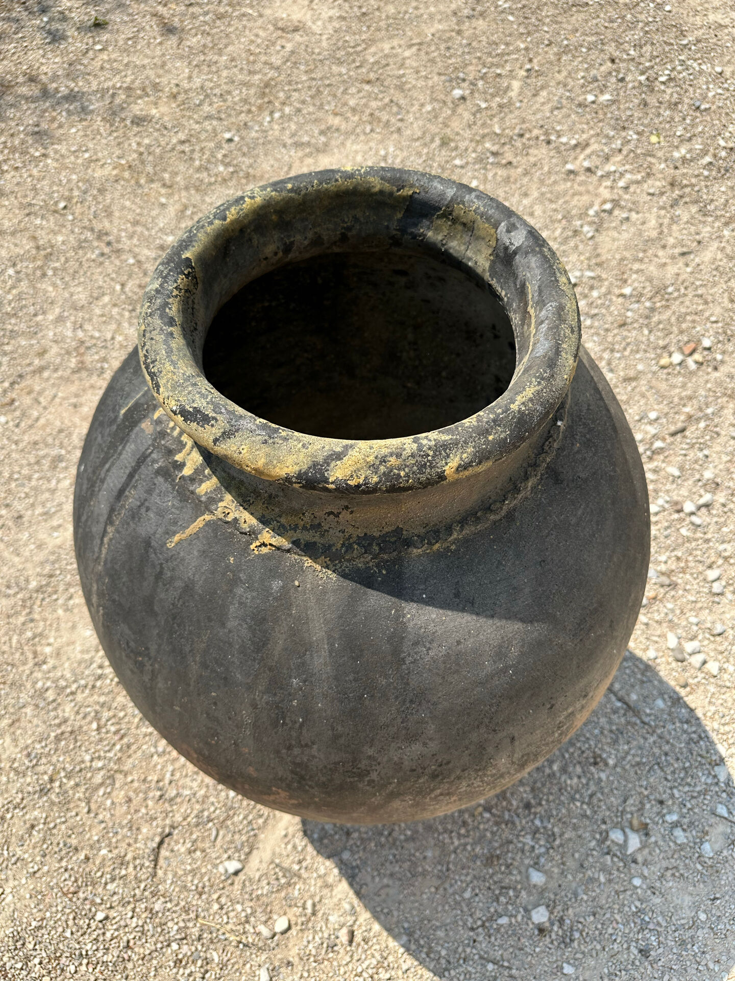 18th-century ancient terracotta wine jar