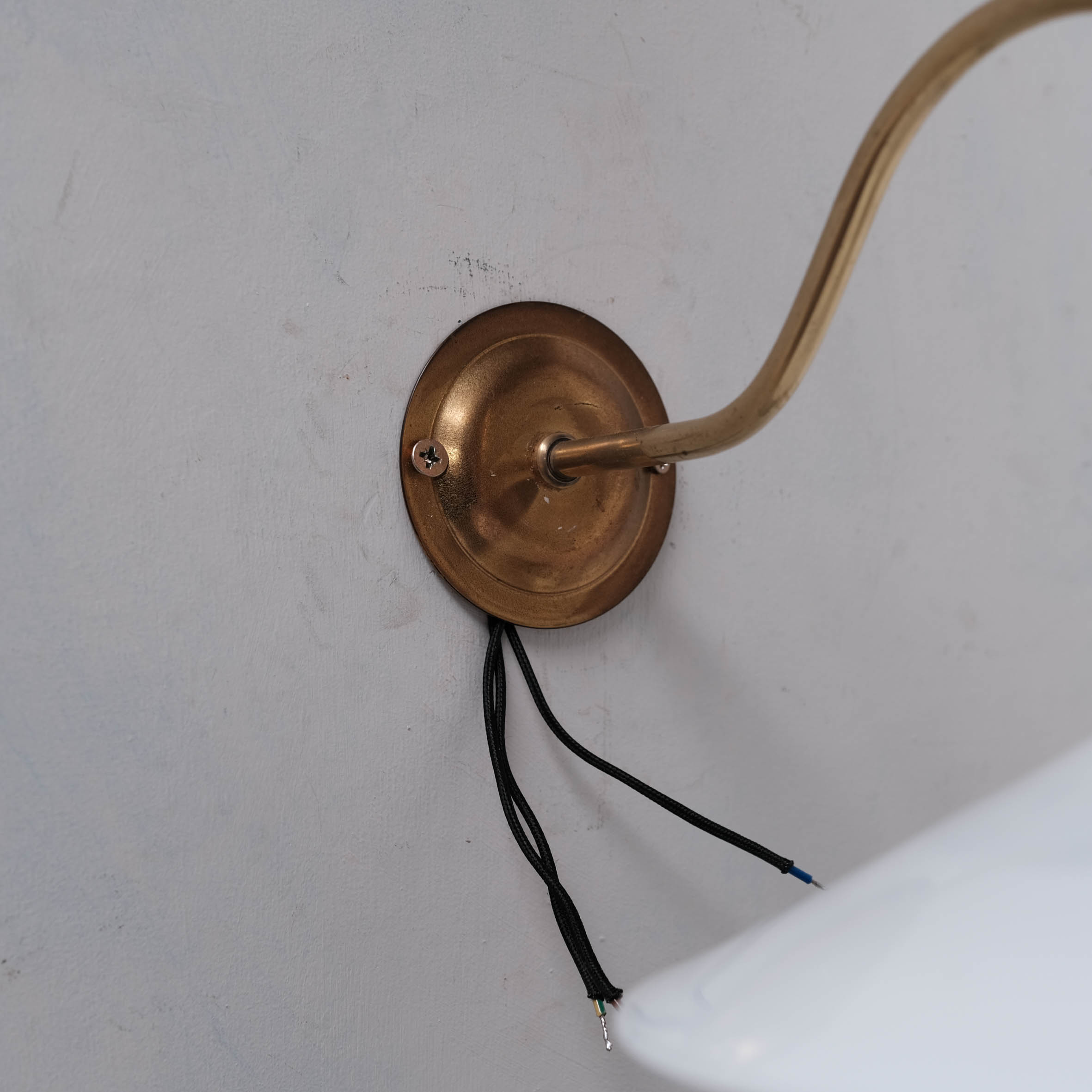 Opaline, brass and reflective glass wall light