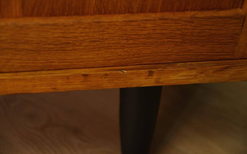 Buffet en chêne, design danois, années 60, production : Danemark