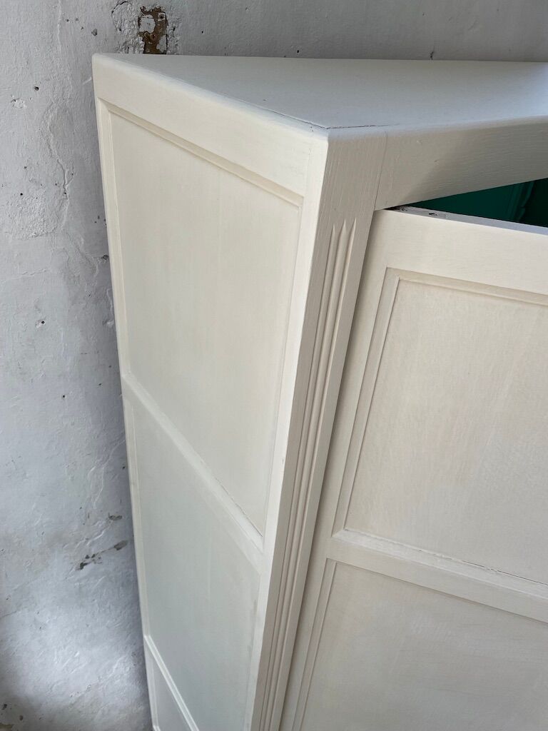 White and green cutter cabinet
