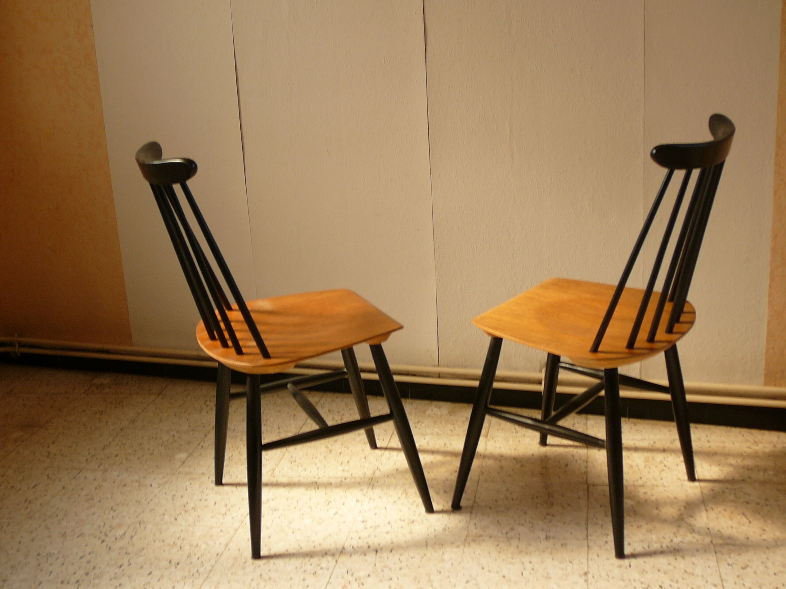 Paire de chaises scandinave Fanett par Ilmari Tapiovaara