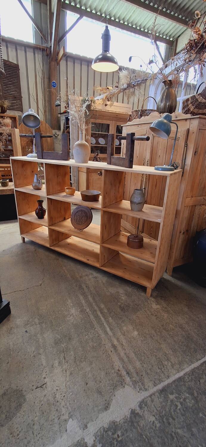 Locker furniture on feet