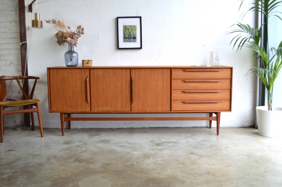 Teak sideboard by Heinrich Riestenpatt for RT Möbel.