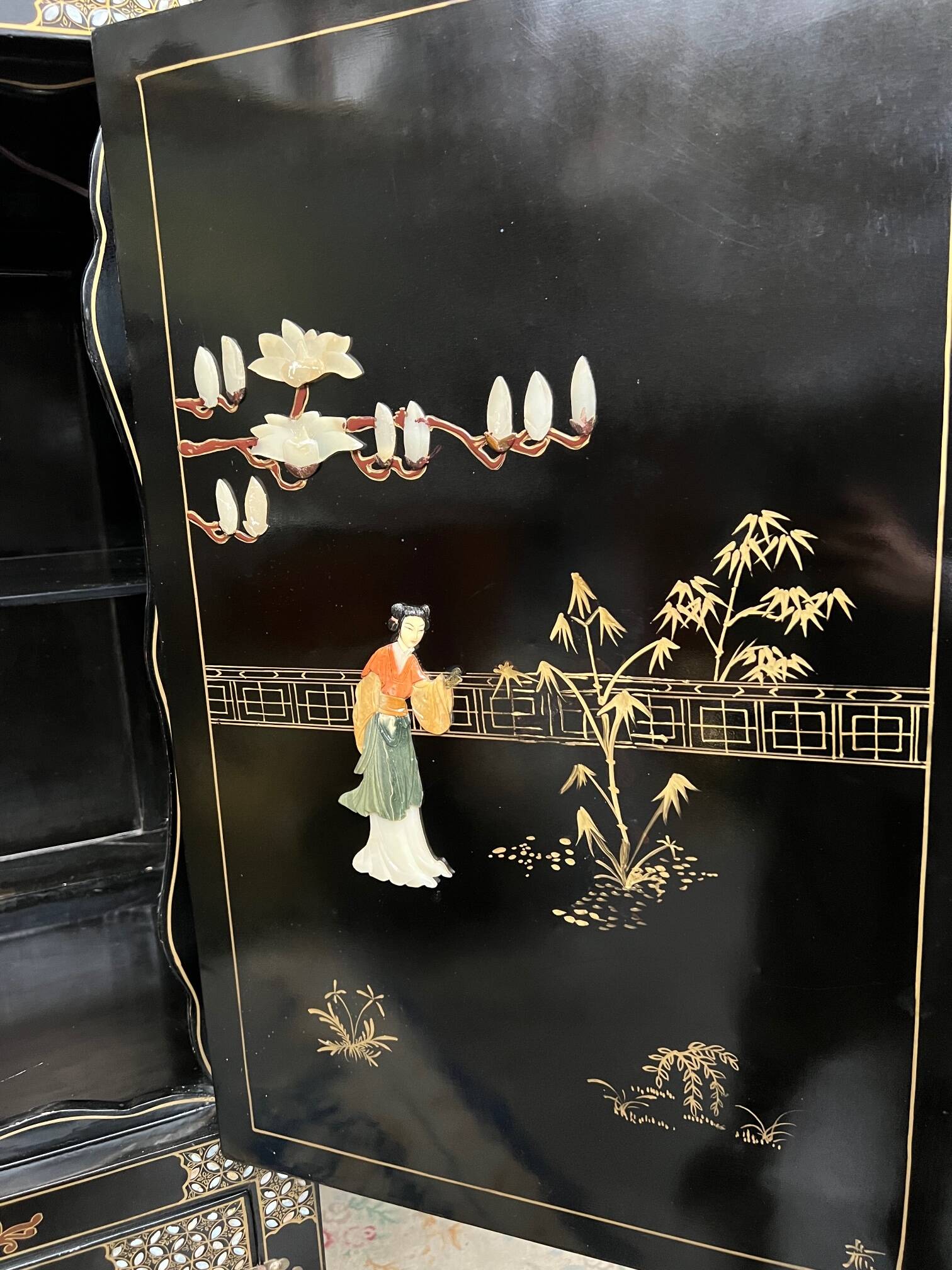 Chinoiserie style furniture. Mother-of-pearl, steatite, jade marquetry.