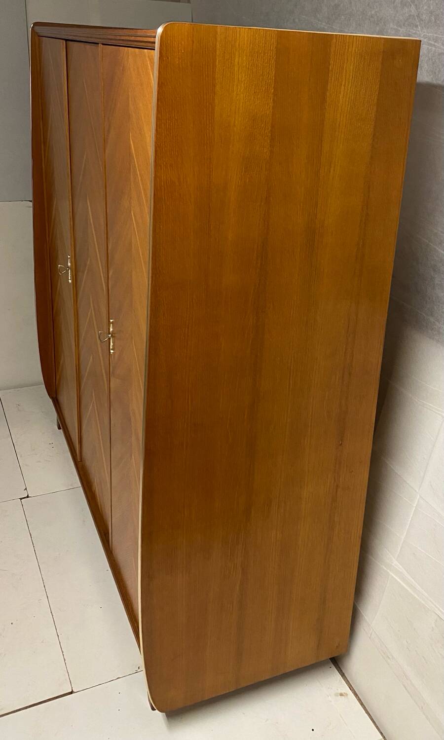Vintage compass foot wardrobe