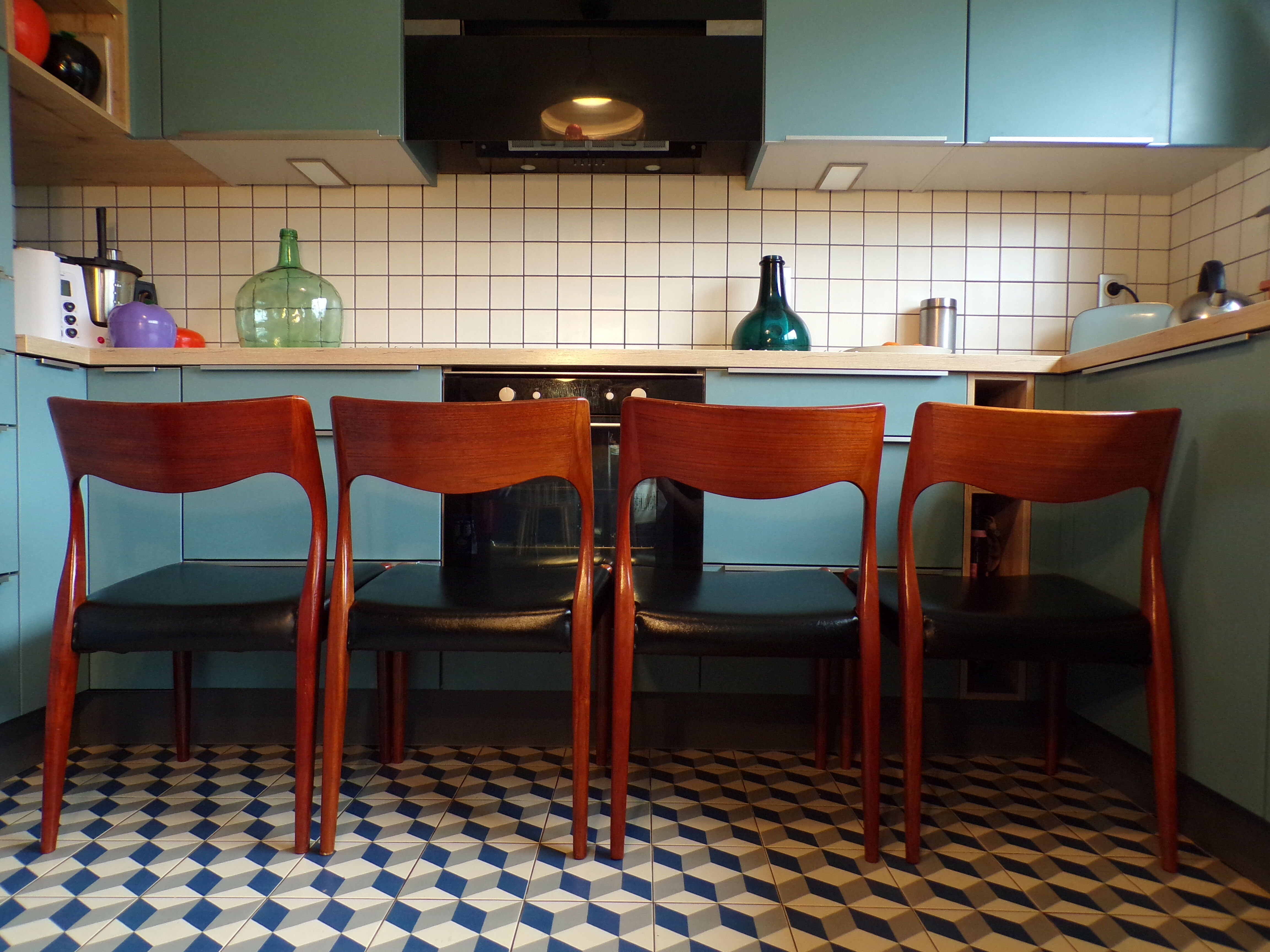 SUITE 4 chairs Niels O Moller in teak