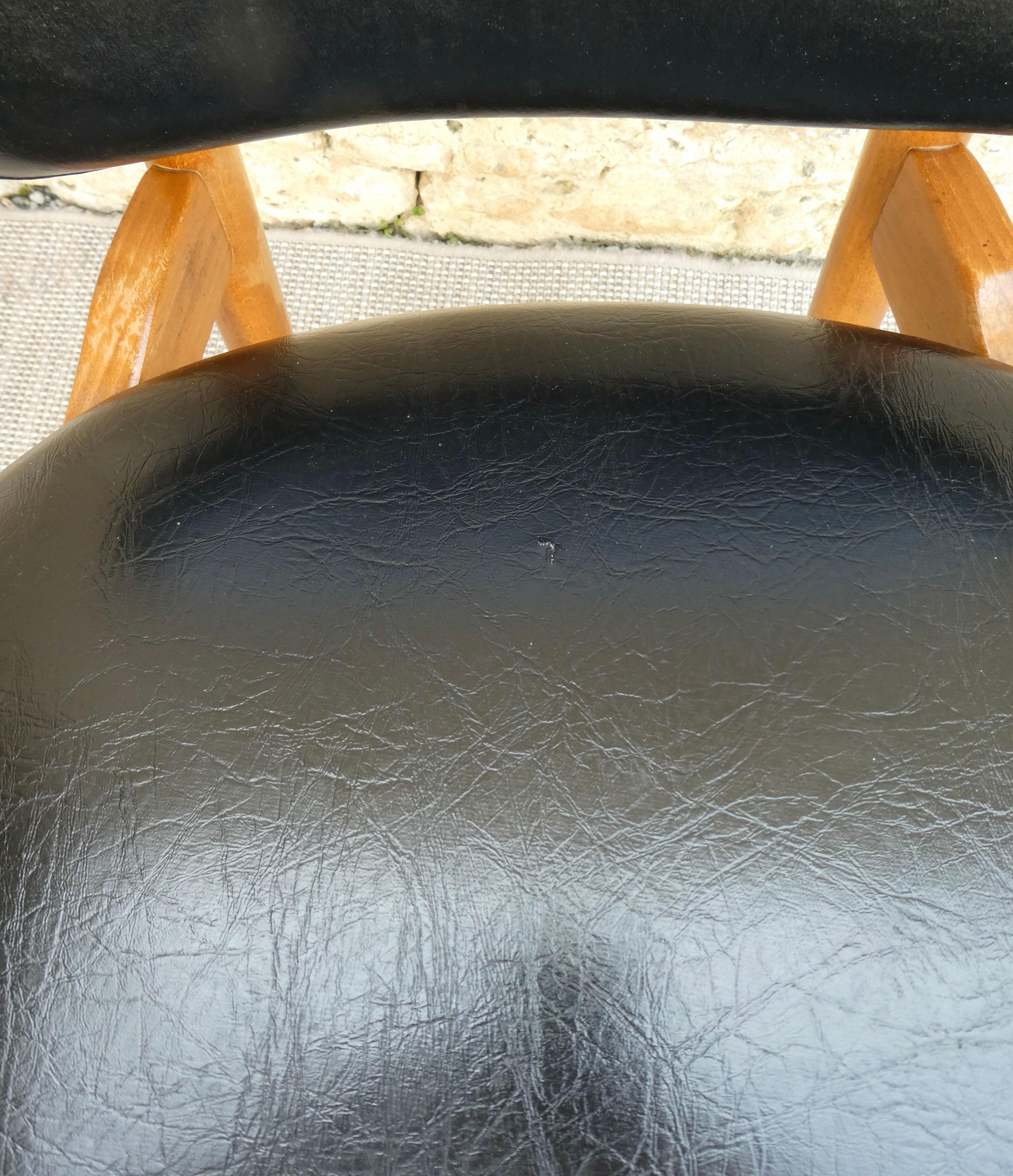 Paire de chaises Baumann, modèle Pégase