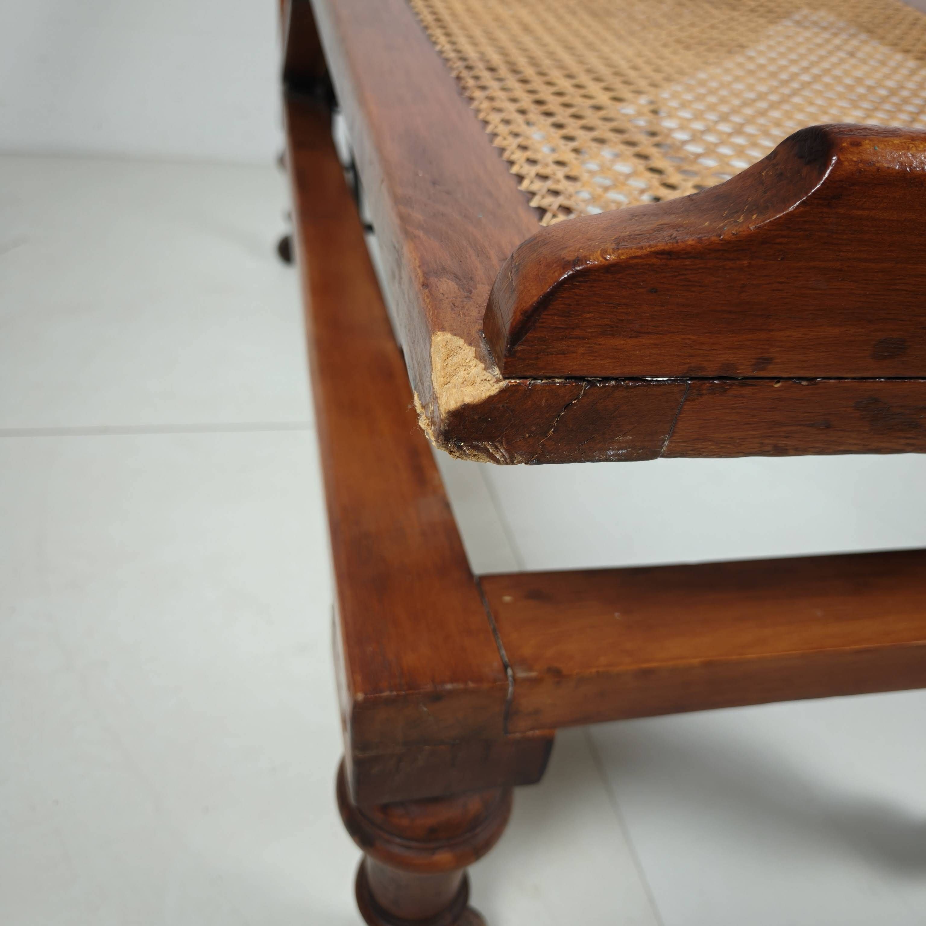 19th Century J. Carter of London Campaign Daybed