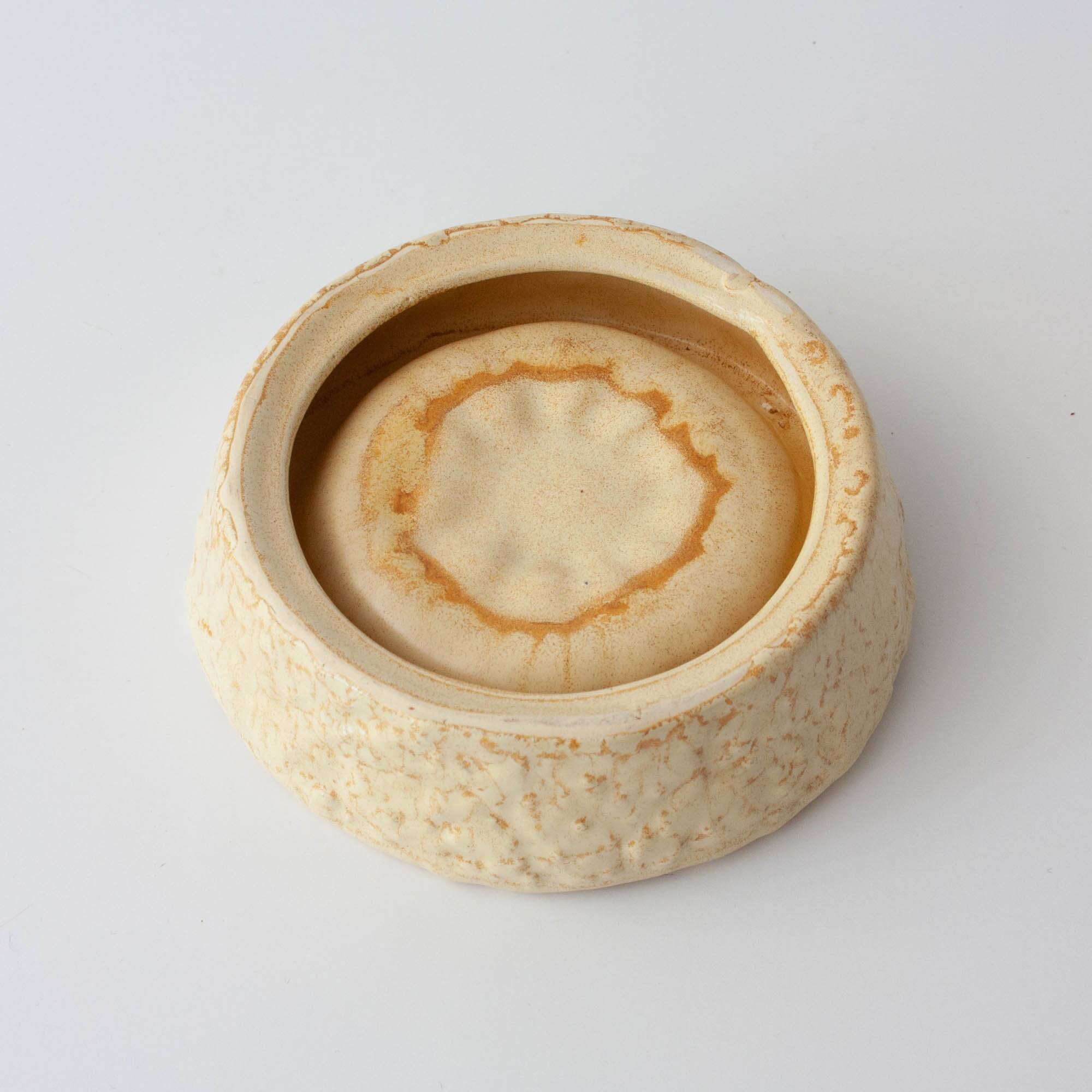 1970s Beige Textured Ceramic Ashtray from Aleluia