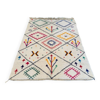 Tapis berbère à motifs colorés