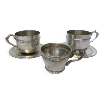 Arts de la table, ensemble trois tasses à thé métal argenté début XXème