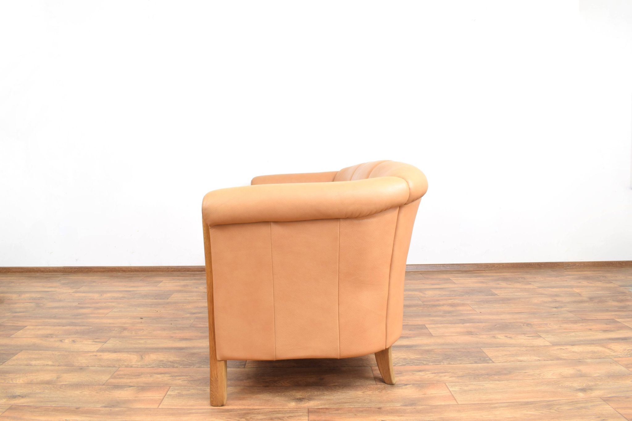 Canapé danois du milieu du siècle en chêne et cuir, années 1970.