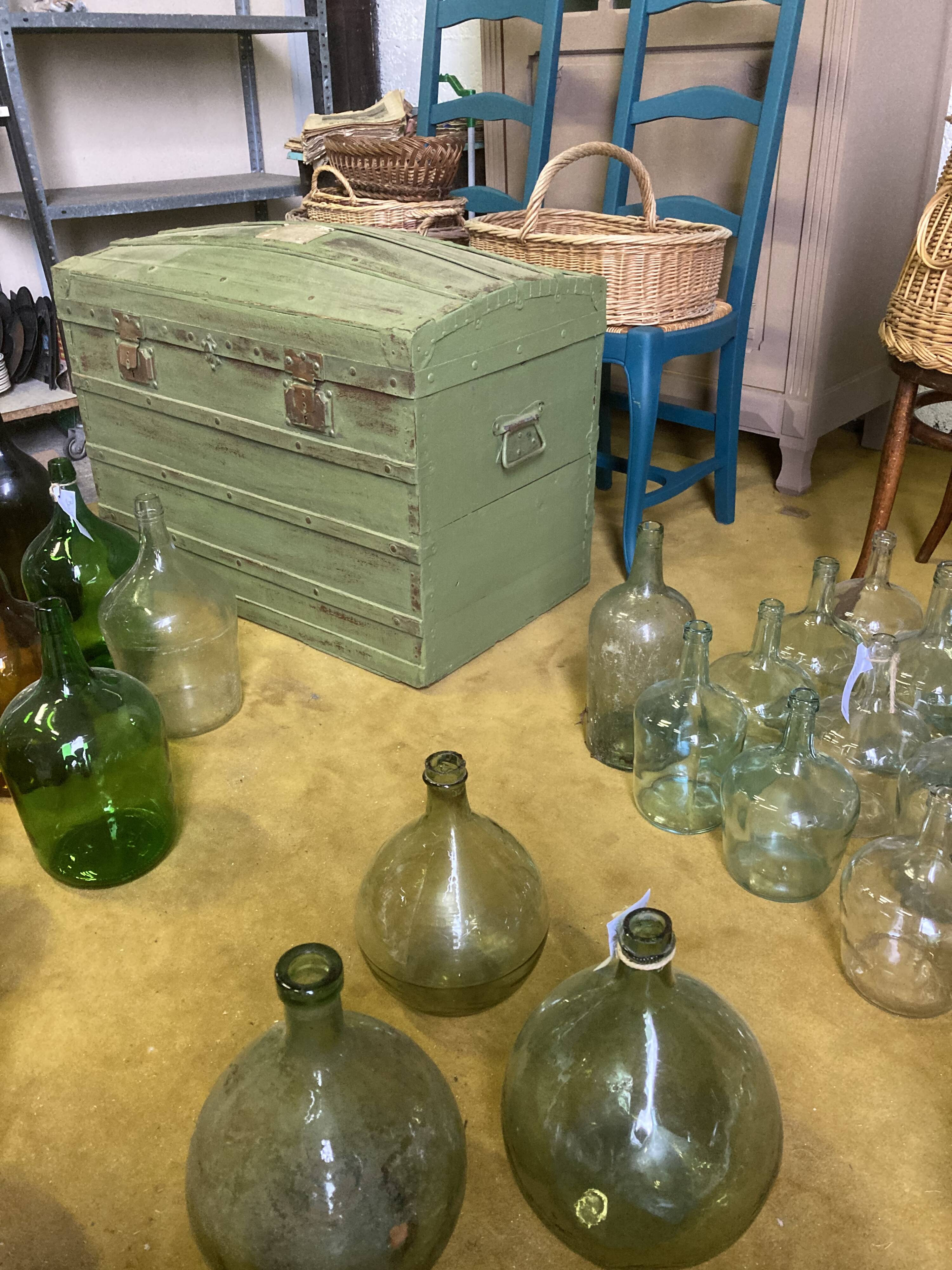 Travel trunk