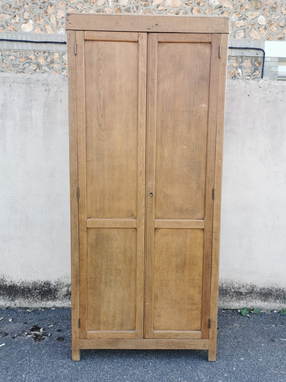Parisian oak cabinet