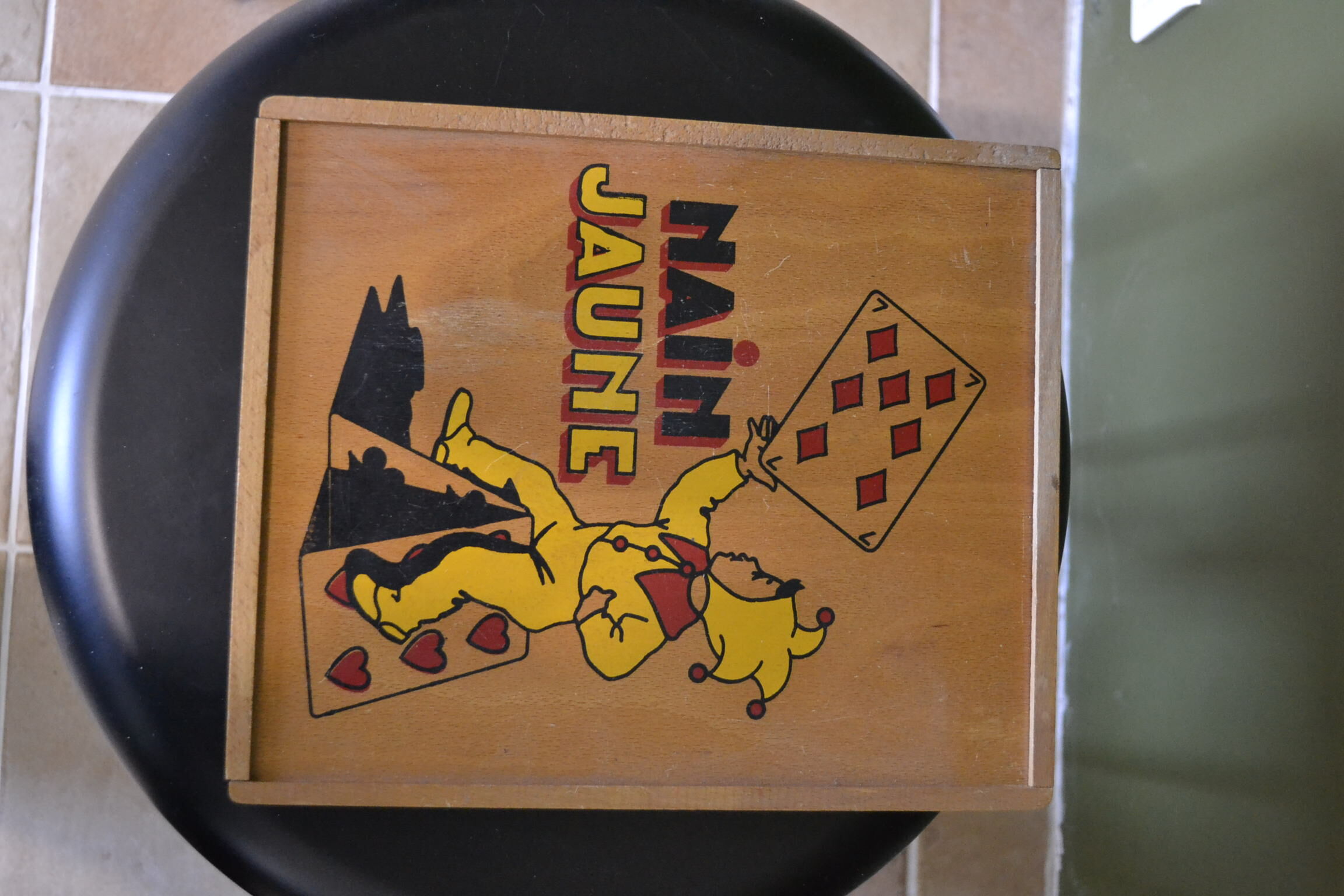 Yellow dwarf wooden game