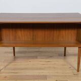 Mid-Century Freestanding Teak Desk, 1960s