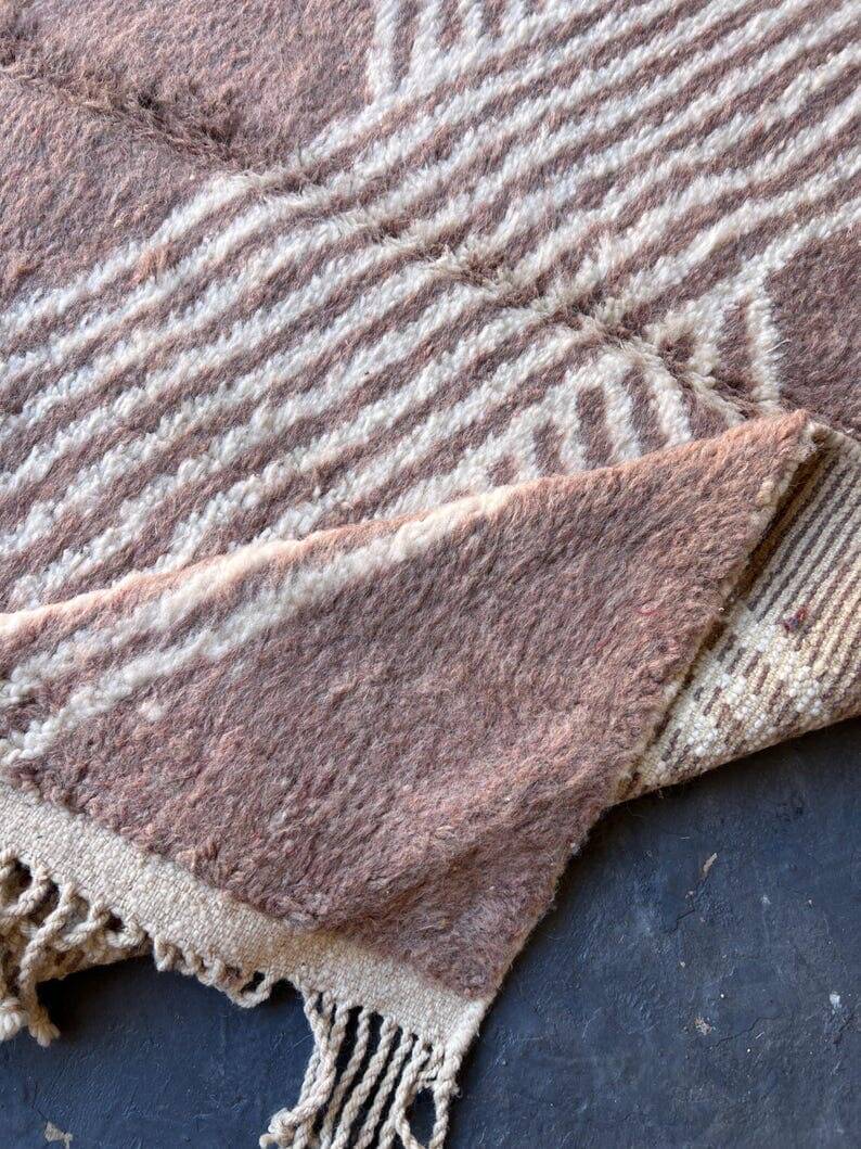 Handmade traditional Berber rug size 1.4/2.6 m