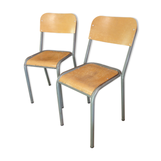 Set of 4 chairs of school children